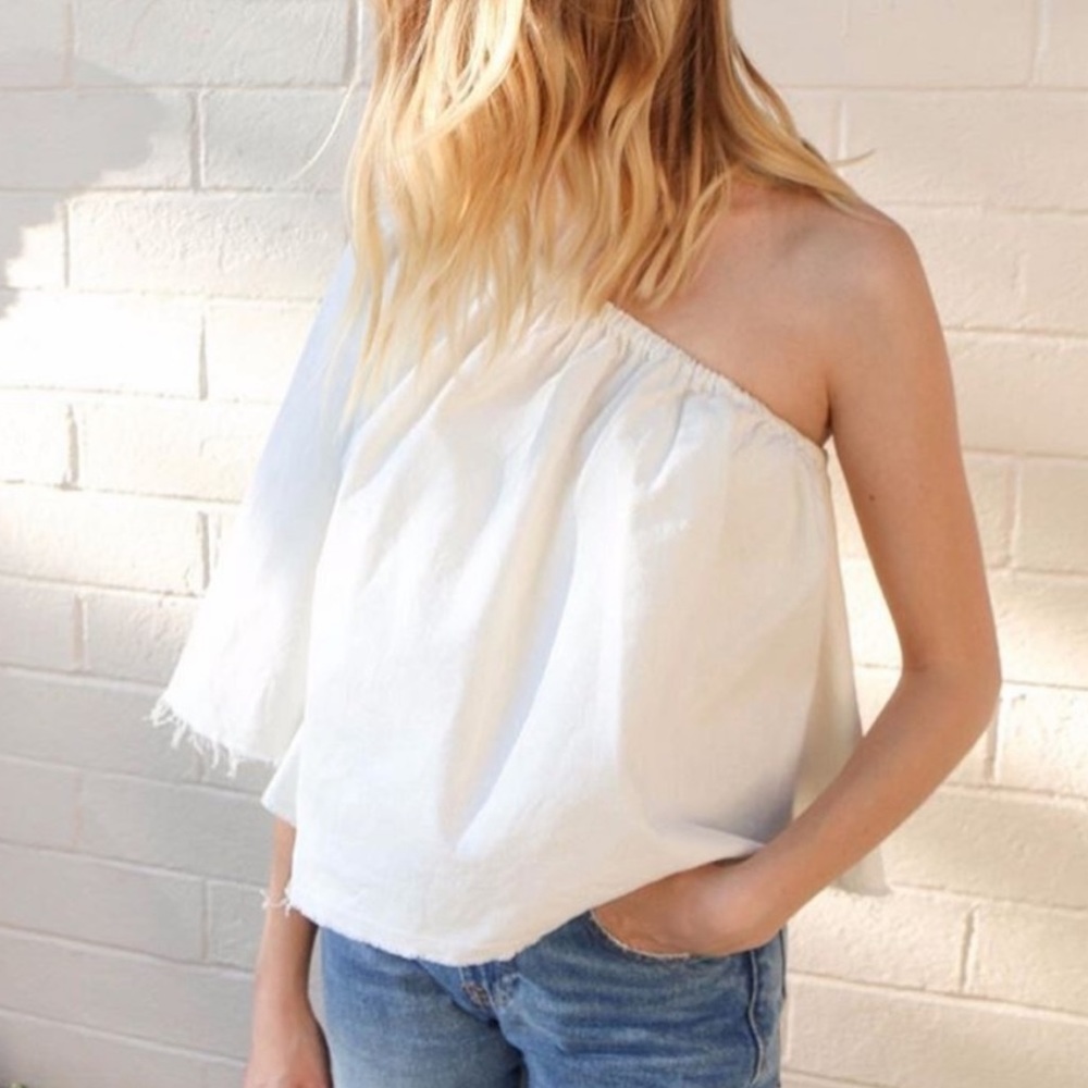 Lauren winter ballad top in white